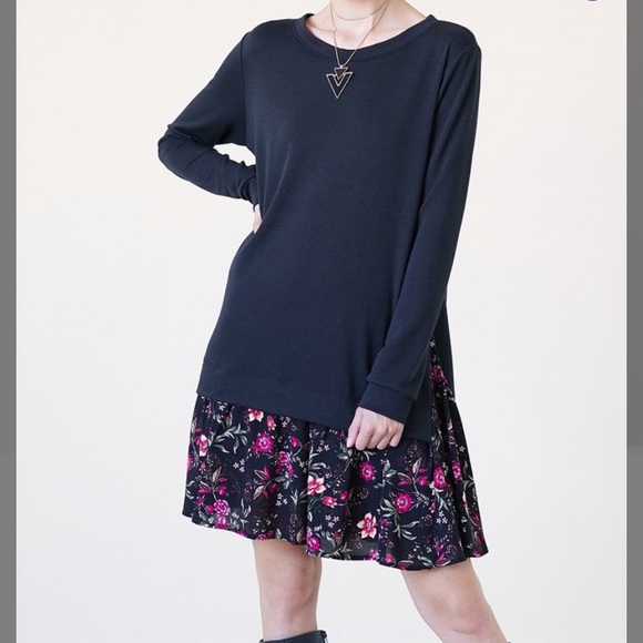 Black Floral-Hem Sweater Dress, M - Picture 1 of 3